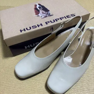 HUSH PUPPIES 화이트 펌프스 24.5cm E