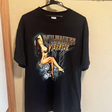 MILWAUKEE VIBRATOR 티셔츠