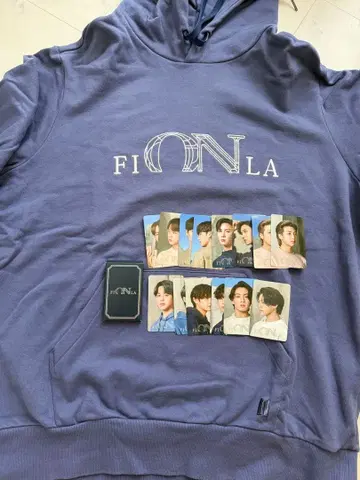 BTS FILA ON 후드티