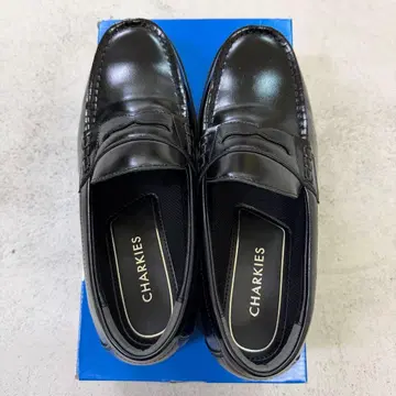 CHARKIES 블랙 로퍼