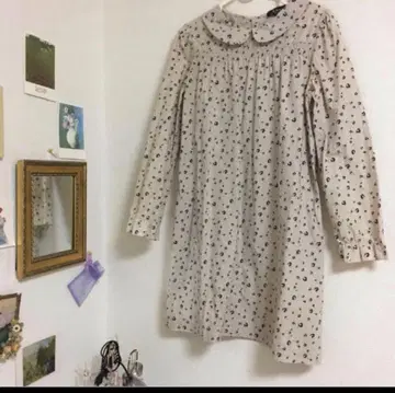 새상품급 A.P.C 아페쎄 미니 꽃무늬 원피스 XS 무릎 기장 긴팔