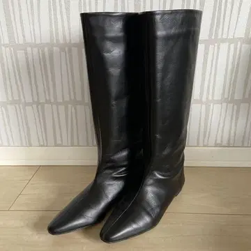 카네코 아야 x Dhyana 롱 부츠