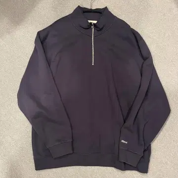 JJJJound 네이비 하프 지퍼 맨투맨