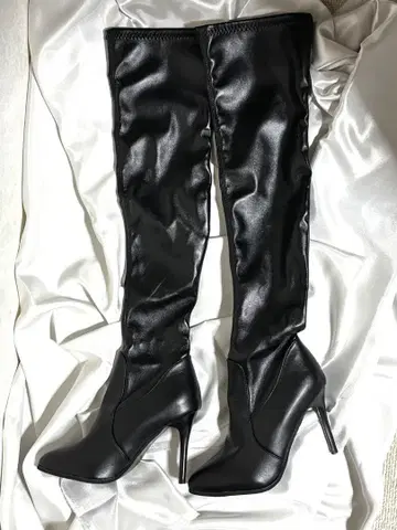 [ 새상품/새상품급 ] 스트레치 니하이 부츠 롱 부츠 슬림 레그 핑 힐