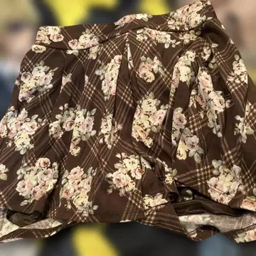 L 새상품 Lizmelo 꽃무늬 숏팬츠