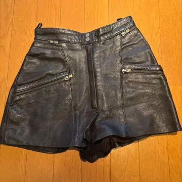 빈티지 하이웨스트 가죽 숏팬츠