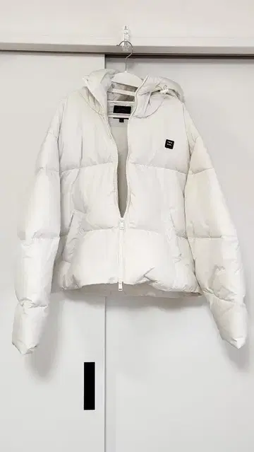 빌라봉 후드 부착 다운 자켓