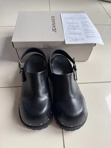 완판템 JEANASIS 지나시스 볼륨 스터드 사보 블랙 L