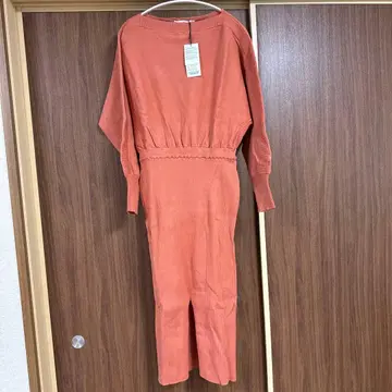 moussy 마우지 오렌지 니트 원피스 긴팔 슬릿 포함