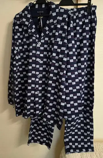 미사용품 먼싱웨어 Munsingwear 두꺼운 원단 파자마 L 사이즈
