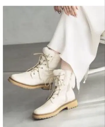 르 탈론 보아 레이스업 숏부츠