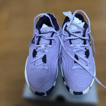 YONEX 보라색 테니스화