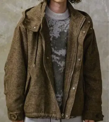 [ Casper John ] 즉완 부클 숏 모즈 코트 브라운