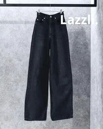 Lazzli. 메탈릭 포켓 하이웨이스트 데님