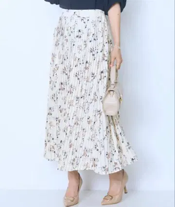 마룬 플라워 프린트 롱 플리츠 스커트