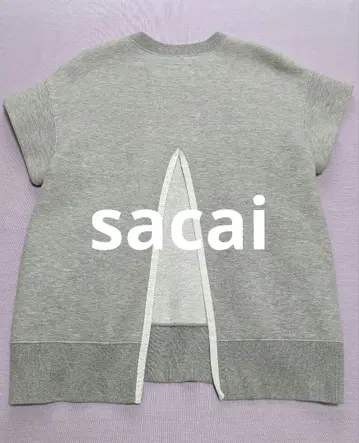 sacai 그레이 슬릿 디자인 트레이닝복 맨투맨