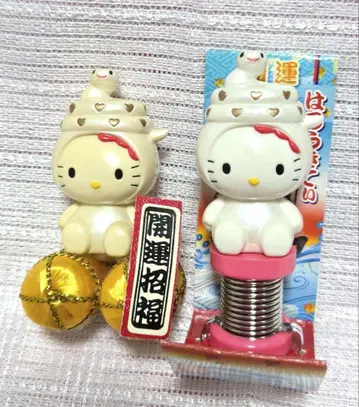 헬로키티 피규어 입상 HELLO KITTY 뱀띠 키티 백사