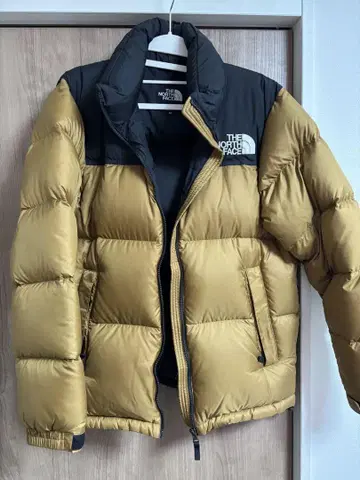 THE NORTH FACE 눕시 다운 자켓 M 골드/블랙
