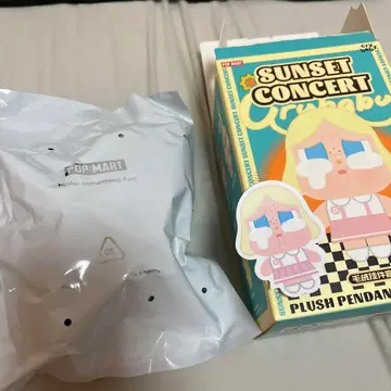 POPMART crybaby sunset concert 크라이베이비