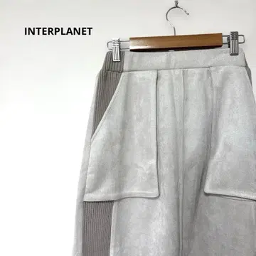 INTERPLANET (인터플래닛) 스웨이드 리브 워크 스커트