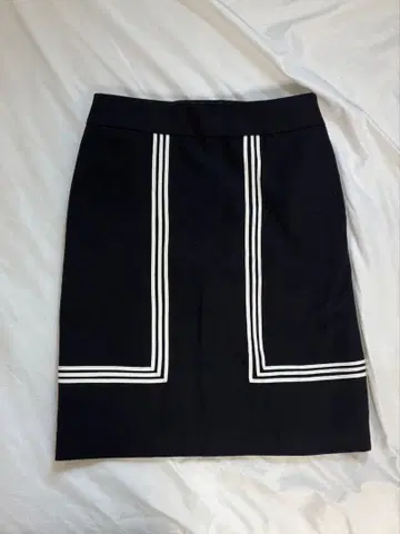 [ HYKE ] 하이크 타이트 스커트 블랙 화이트 라인 사이즈 1 일본제