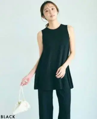 [ 새상품 미사용 ] 베이스먼트 온라인 플레어 튜닉 상의 블랙