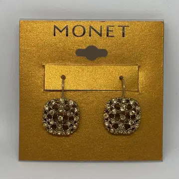 [새상품] MONET 모네 귀걸이 골드