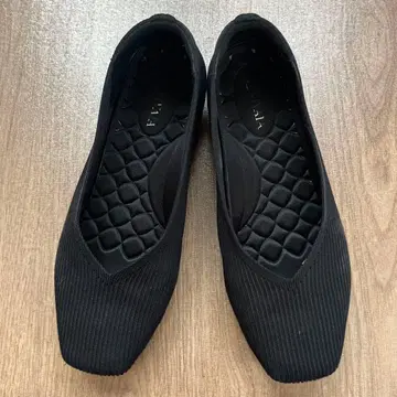 [ 25.5cm ] 블랙 플랫슈즈/VIVAIA