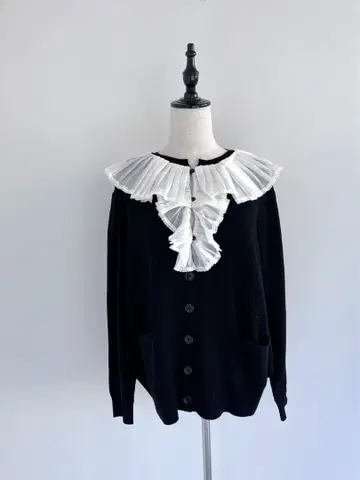 24AW MUVEIL 플리츠 칼라 가디건 상의 블랙