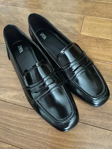 ZARA 블랙 로퍼 사이즈 37