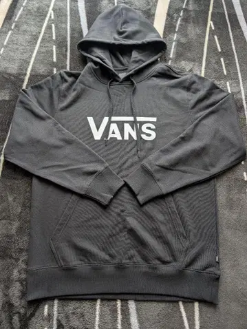 Vans 블랙 후드 부착 후드티