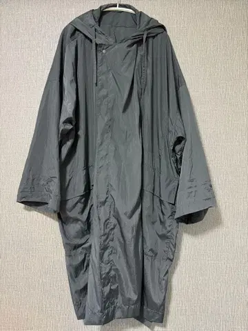 후드 부착 그레이 나일론 판초 포켓터블 유니클로 U