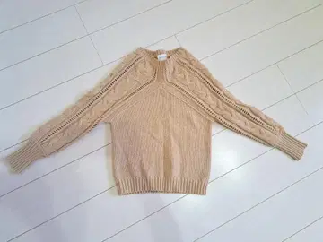 츠모리치사토 변형 니트