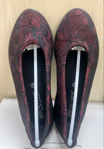 [ 미사용 새상품 ] ARCOPEDICO 플랫 펌프스 레이스 패턴 39