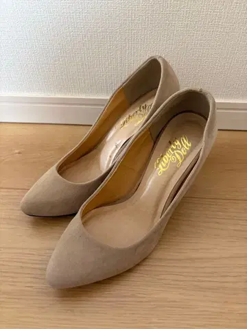베이지 스웨이드 펌프스 SS
