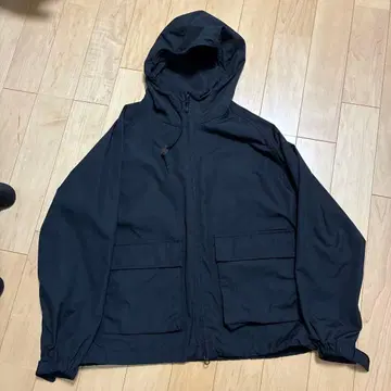 SHIPS 후드 부착 마운틴 파카