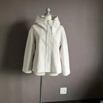 GU 코지 멜톤 숏 후디 코트 L 내추럴