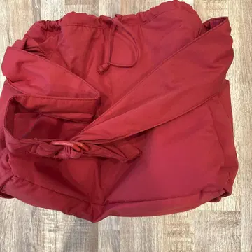 UNIQLO C 소프트 퍼피 숄더백 레드