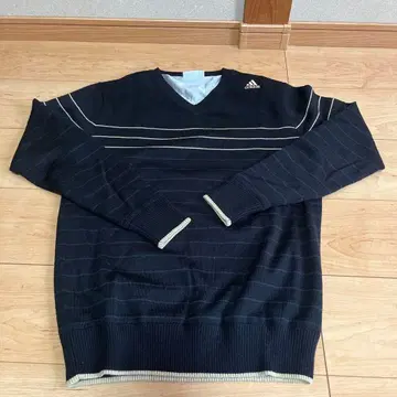 adidas 네이비 스트라이프 V넥 골프 스웨터 M