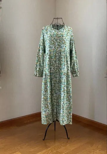 Samansa Mos2 프론트 오픈 티어드풍 롱 원피스