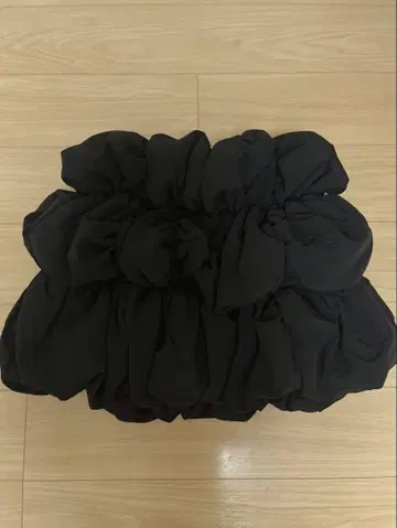 Bibiy. SERENA BALLOON SKIRT