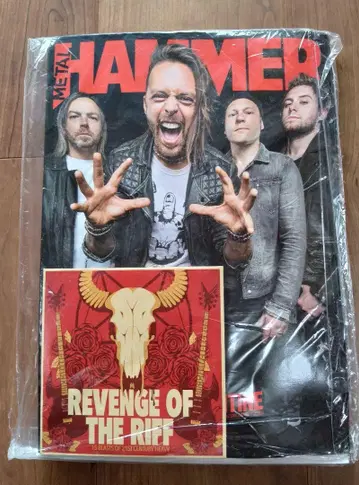 BFMV METAL HAMMER 미개봉 사인 포함