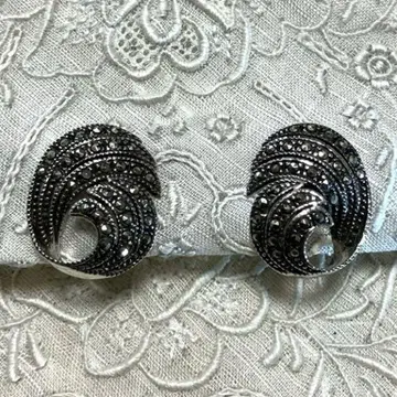 영국 빈티지 마카사이트 실버 귀찌