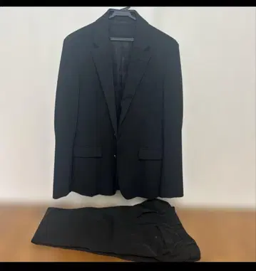 PUBLIC TOKYO 블랙 포멀 수트