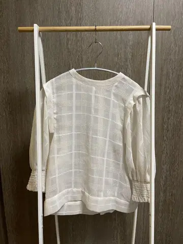 [ 릴리 브라운 ] 시어 탑