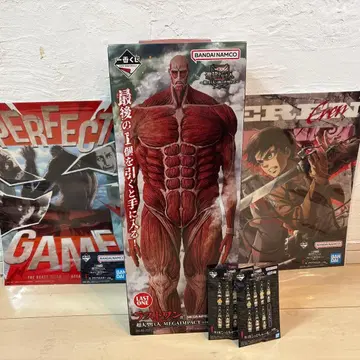 제일복권 진격의 거인 라스트 원상 초 대형 거인 피규어와 F상과 I상