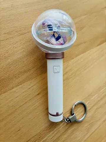 INI OFFICIAL LIGHT STICK KEYRING