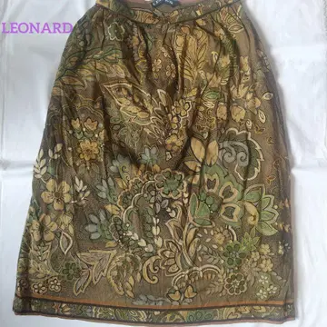 컨디션 최상 LEONARD 앤티크 꽃무늬 미디 스커트