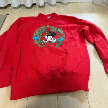 미키마우스 크리스마스 맨투맨