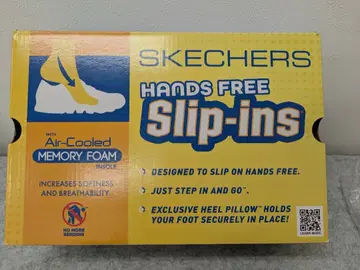 SKECHERS Slip-ins 여성용 스니커즈 미사용품 24cm